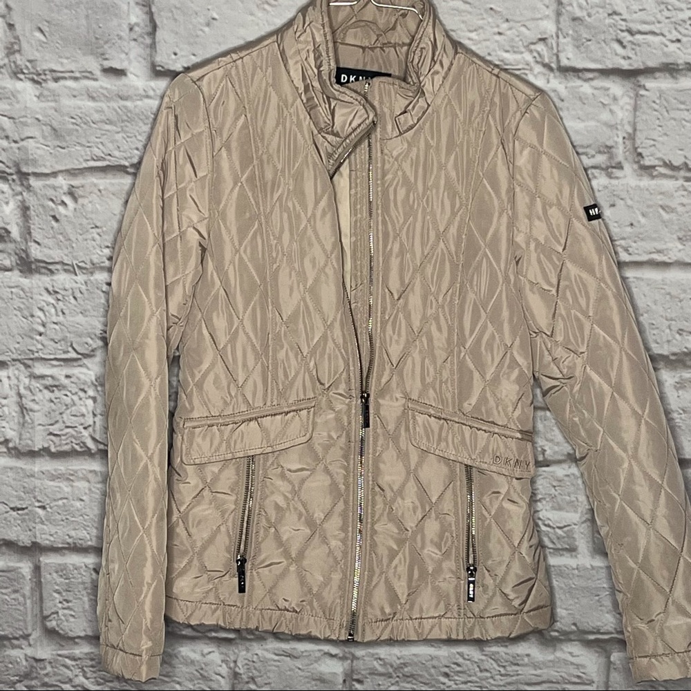 DKNY Beige/Tan Quilted Women's Jacket Size XS - Picture 1 of 4
